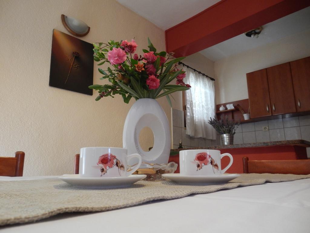 Guesthouse Aria Trogir Room photo