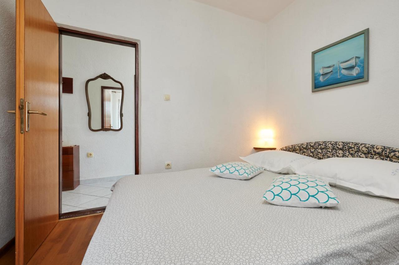 Guesthouse Aria Trogir Exterior photo