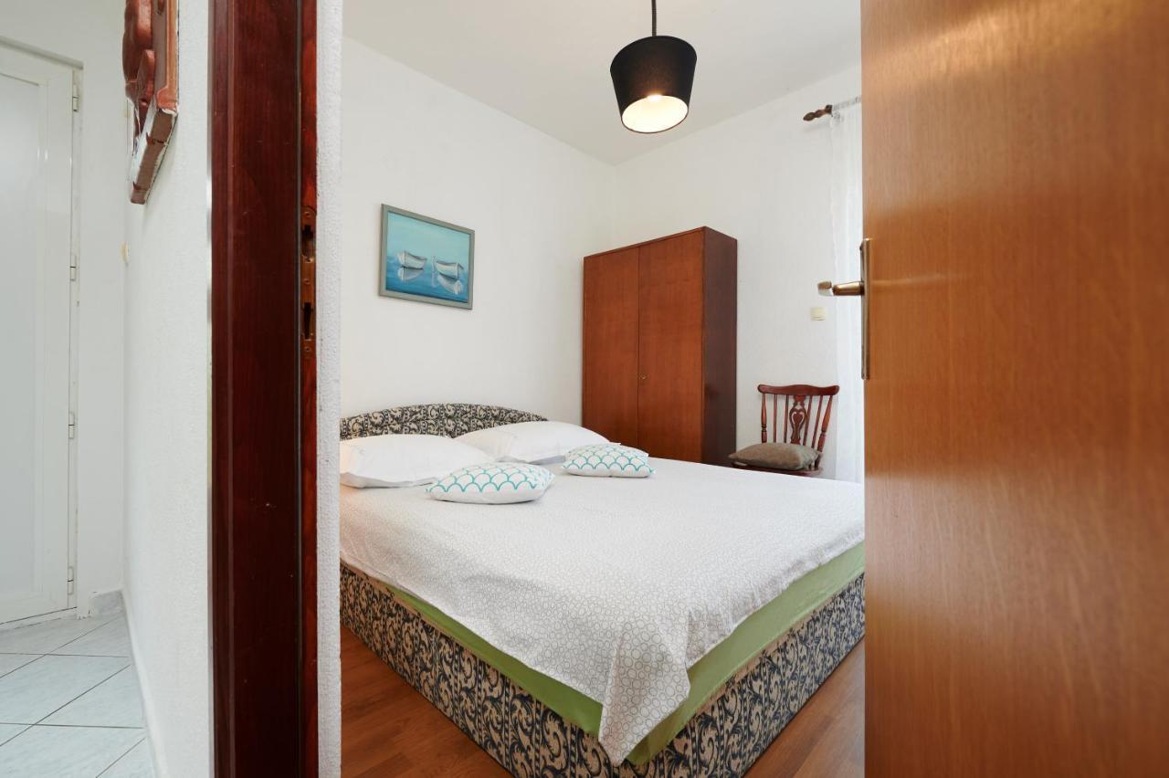 Guesthouse Aria Trogir Exterior photo